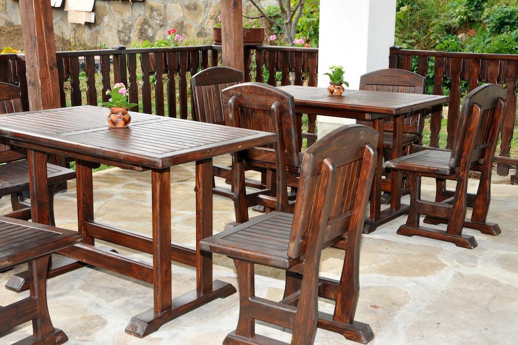 Family Hotel And Restaurant Plamena Oreshak  Esterno foto